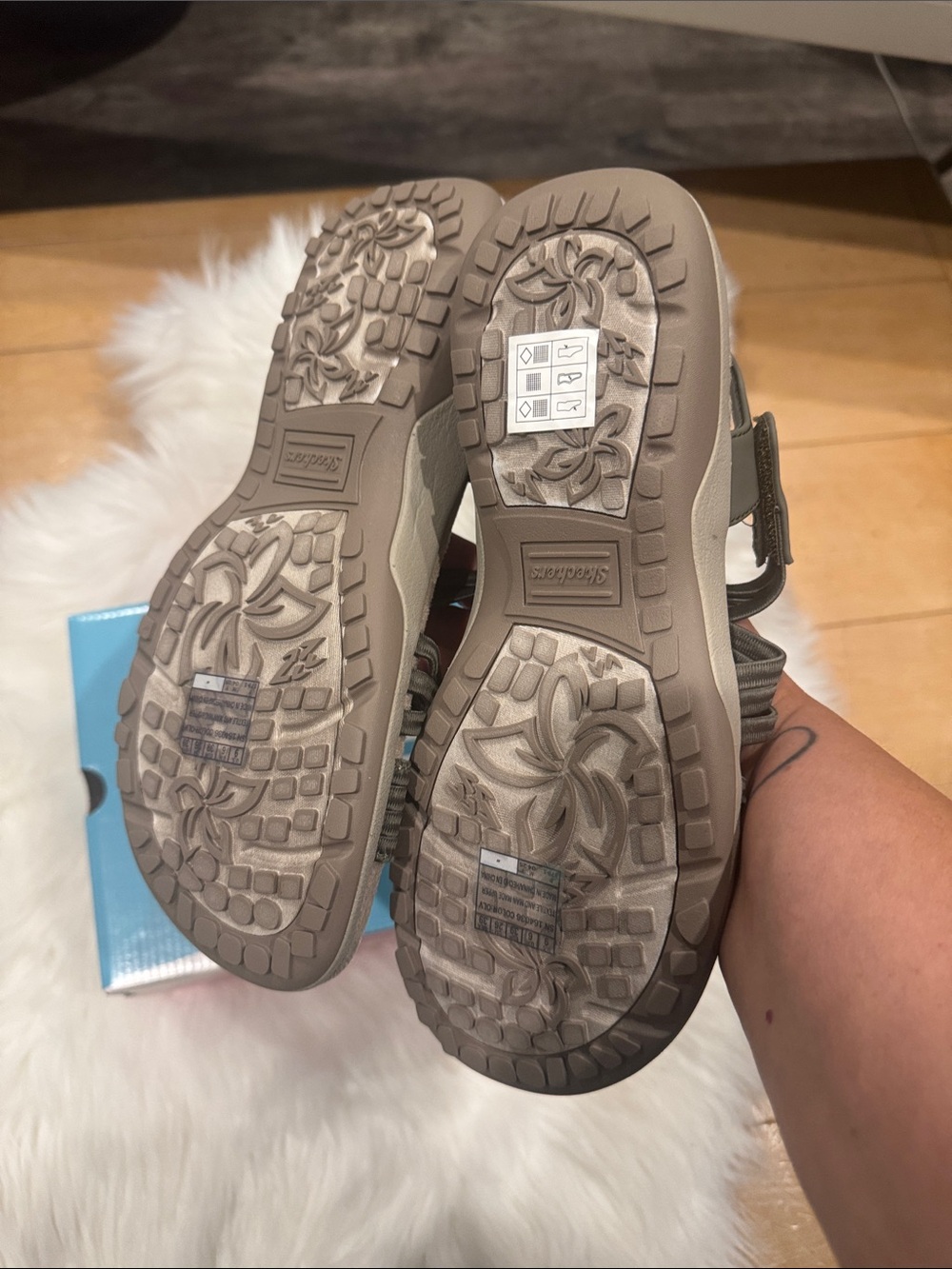 Skechers Women’s Olive Green Stretch-Strap Slingback Sandals 9 - Picture 5 of 5